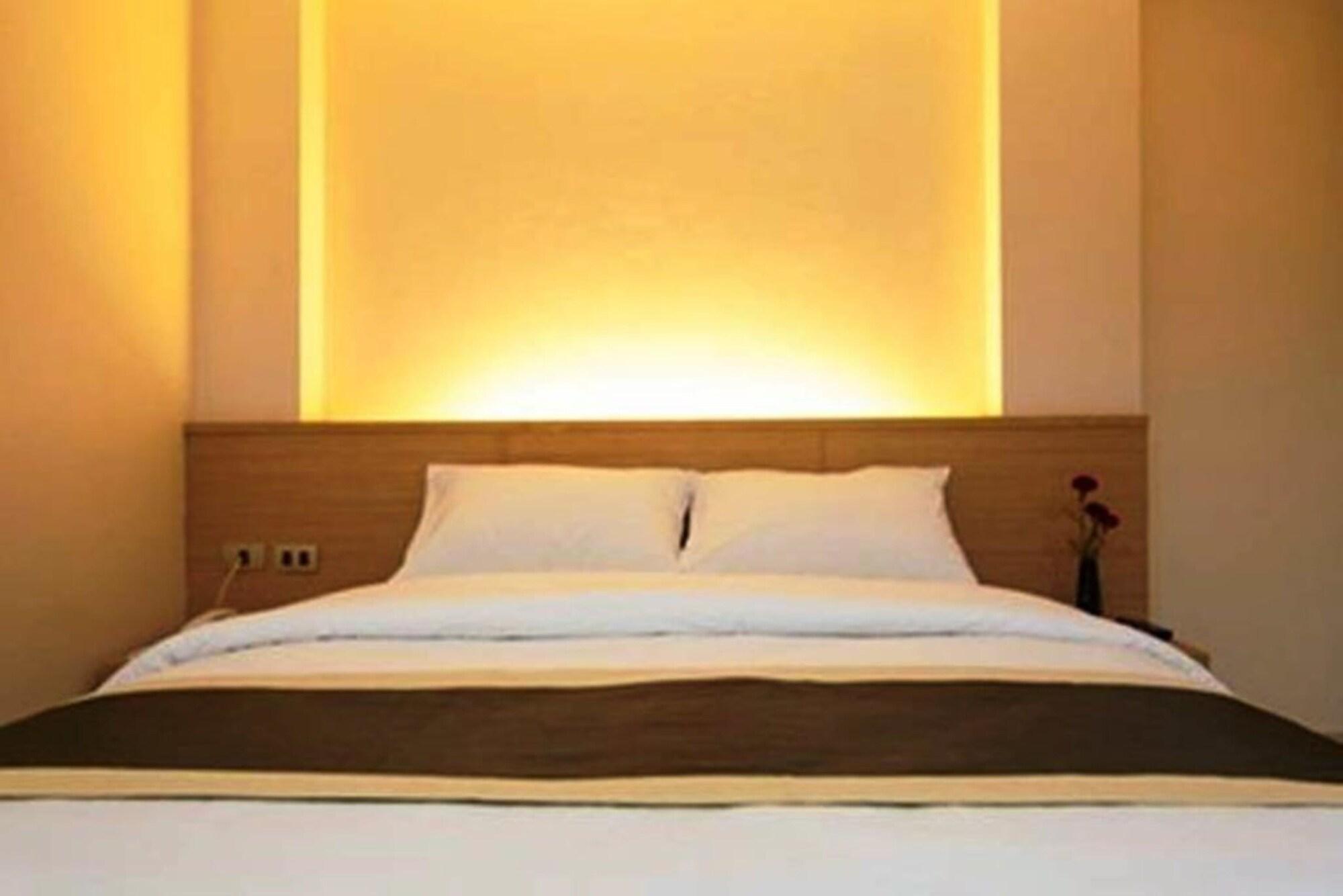 Gateway Hotel Pratunam Банкок Екстериор снимка